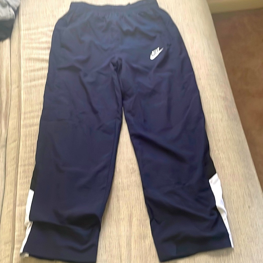 Boys Nike Wind pant